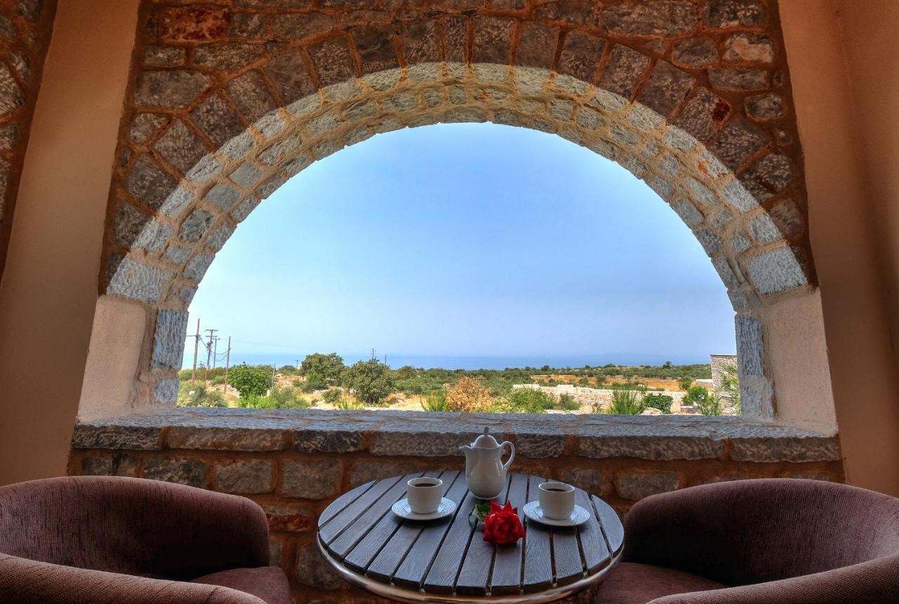 Achelatis Traditional Guest Houses Areopoli Bagian luar foto