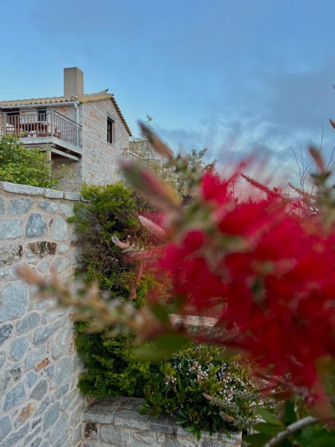 Achelatis Traditional Guest Houses Areopoli Bagian luar foto