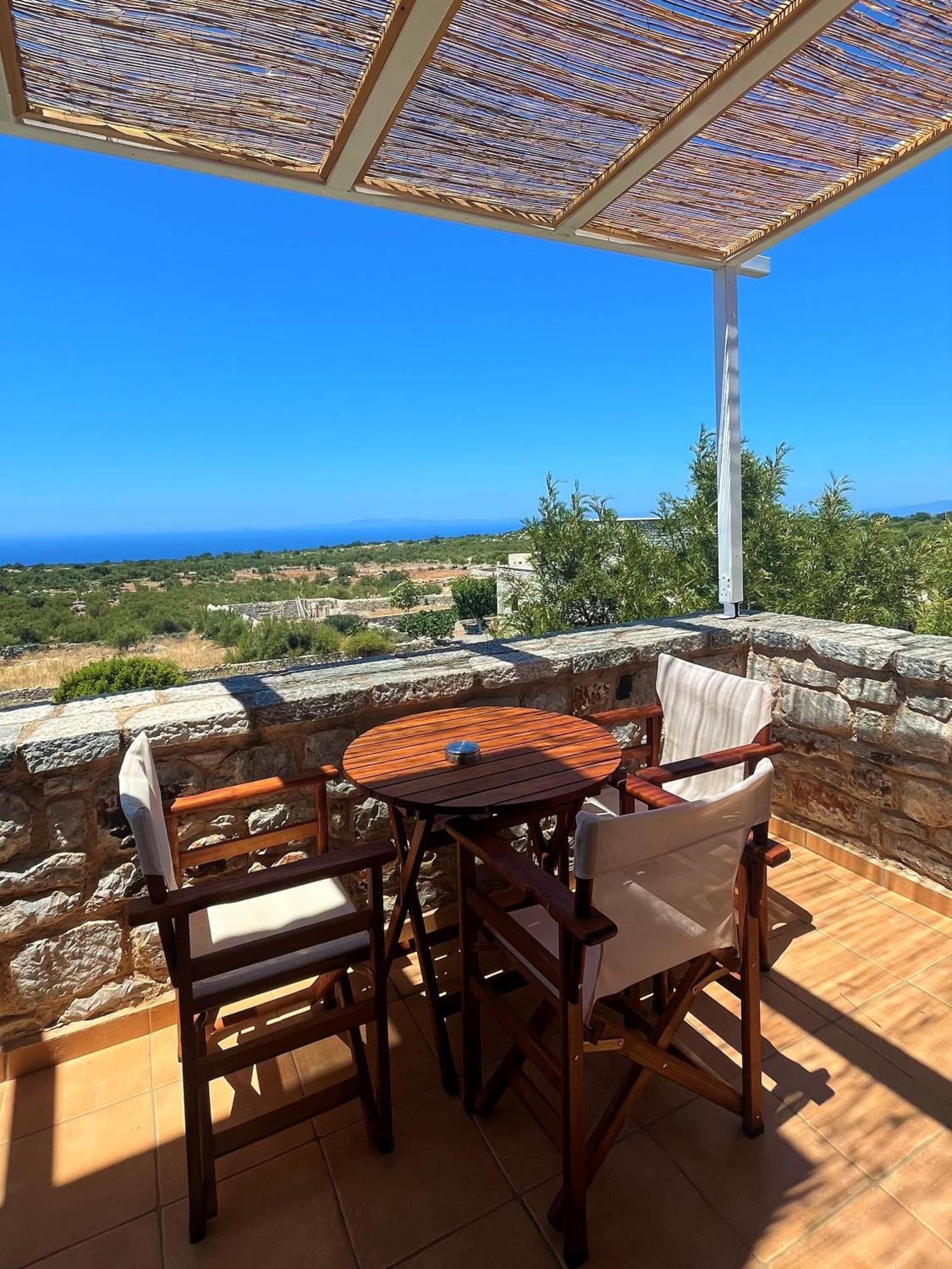 Achelatis Traditional Guest Houses Areopoli Bagian luar foto
