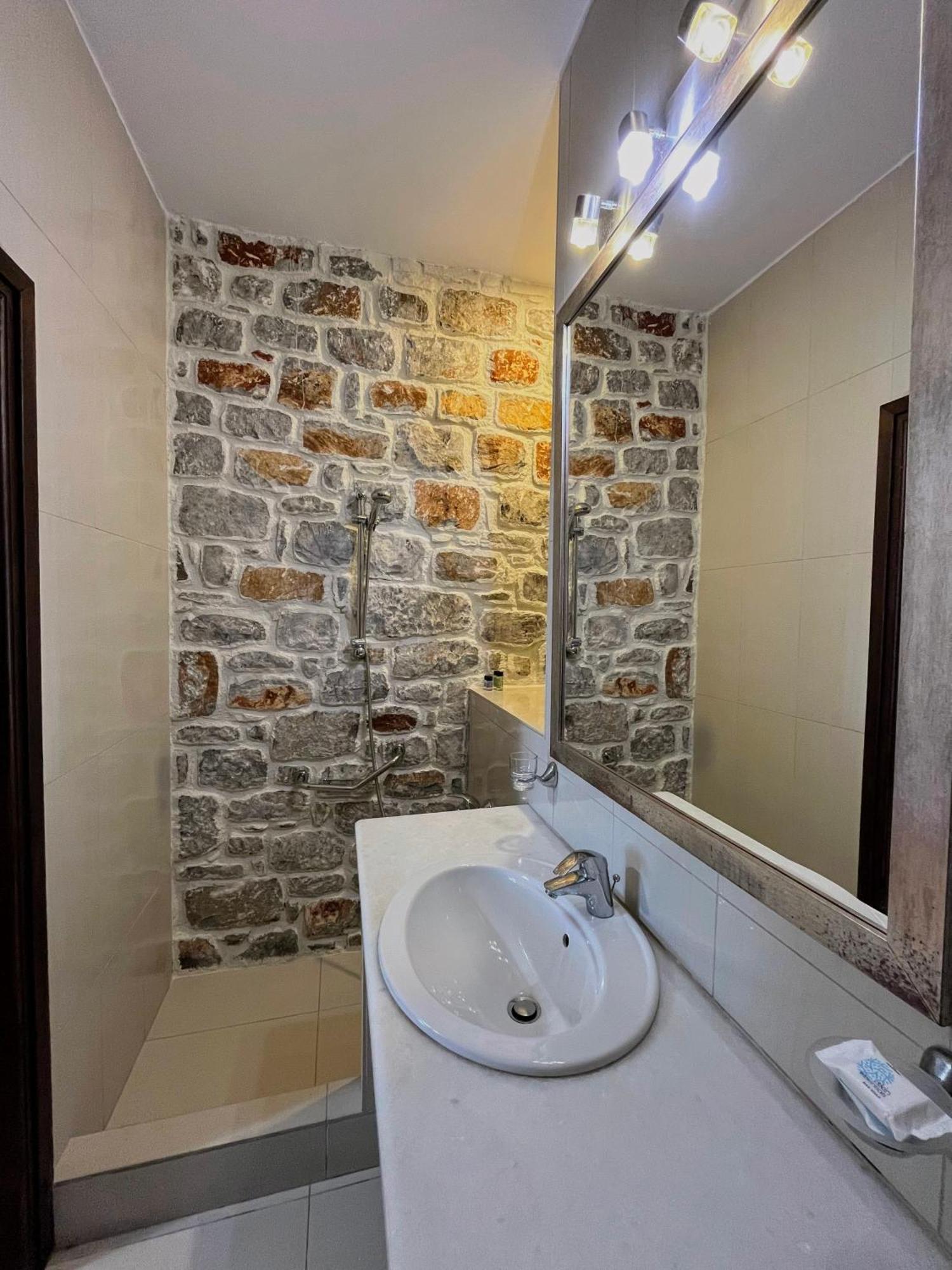 Achelatis Traditional Guest Houses Areopoli Bagian luar foto